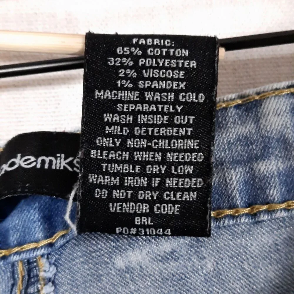 Akademiks Distressed Jeans Size 18 Straight Leg High Rise Acid Wash Stretch - Picture 14 of 15